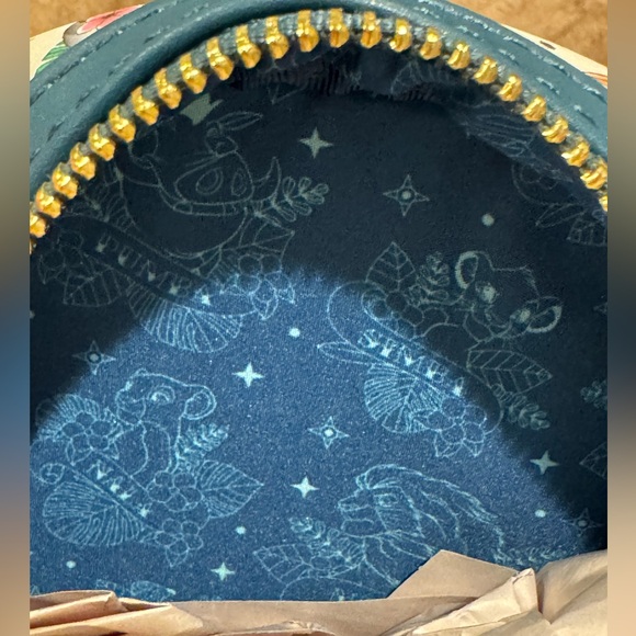 Loungefly Disney Lion King Backpack NWT - Picture 9 of 9